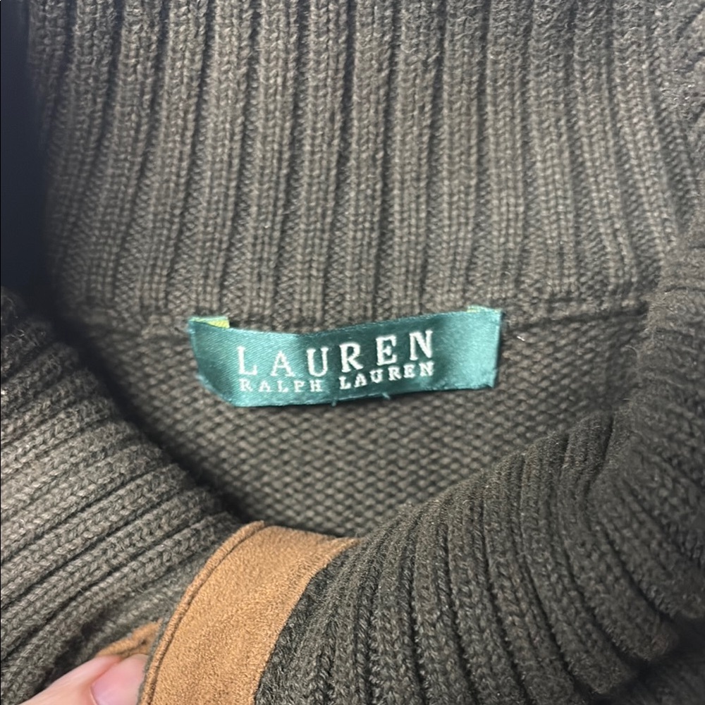 Ralph Lauren Men's Olive Green Sweater with Tan Accents - Picture 2 of 6